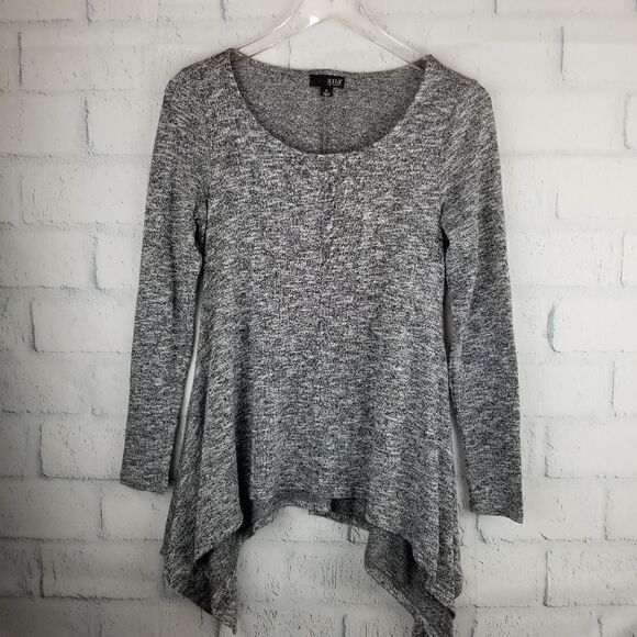 a.n.a. Metallic Assymetrical Top. Size S. - Picture 1 of 5
